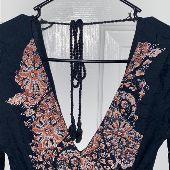 Bell Sleeve Dress - Picture 4 of 5